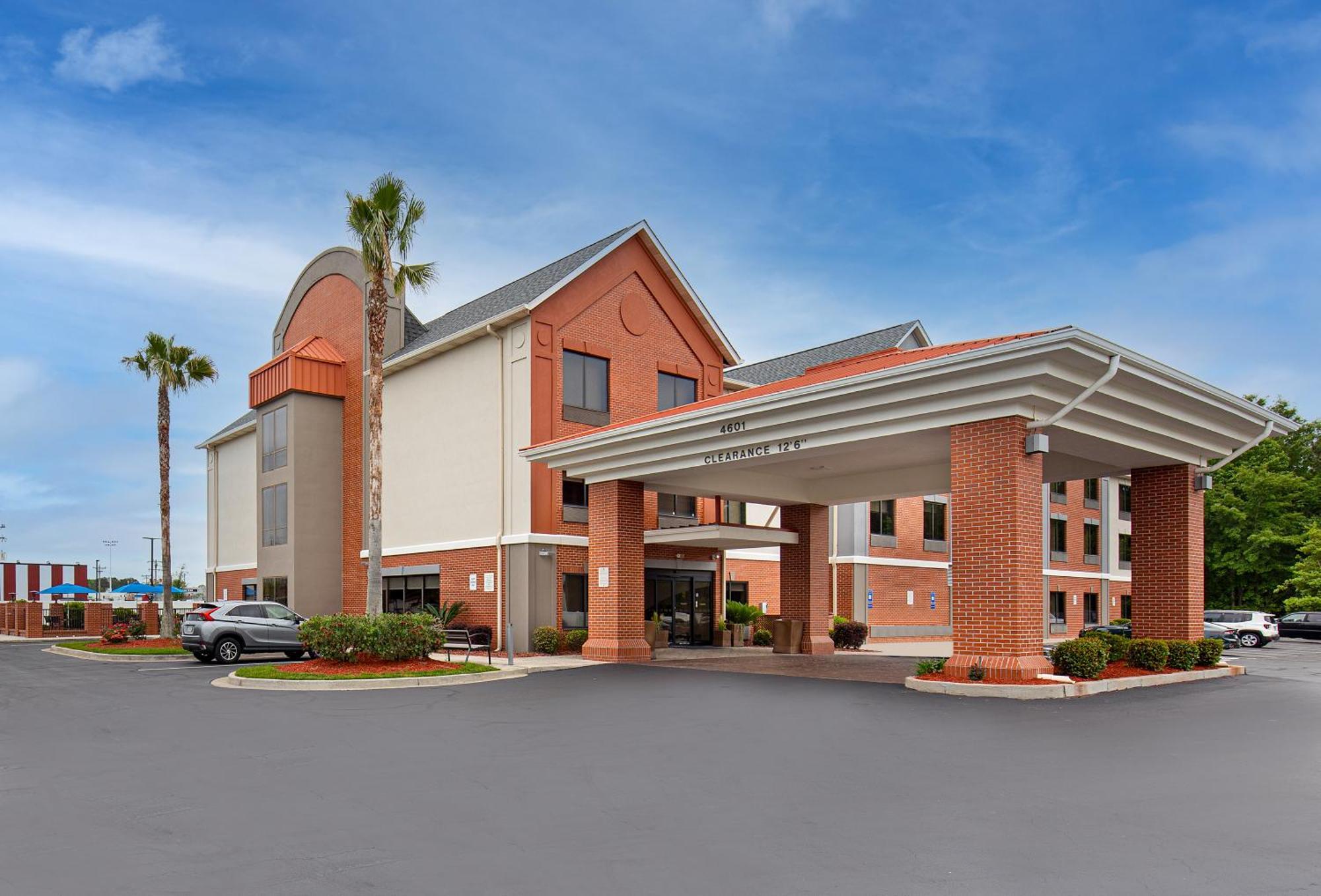 Express Savannah South I-95 By Ihg