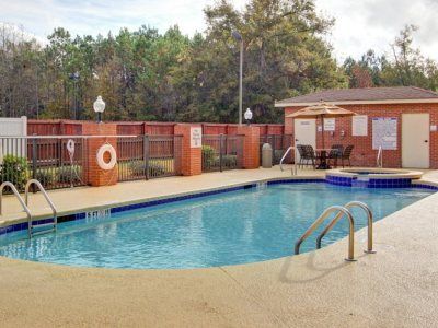 Hotel Express Savannah South I-95 By Ihg 3*