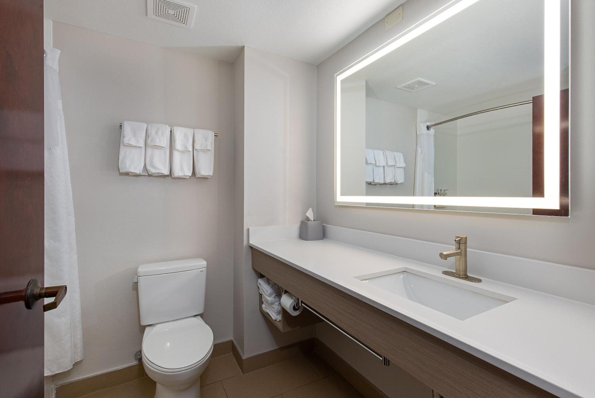 Express Savannah South I-95 By Ihg Hotel Richmond Hill
