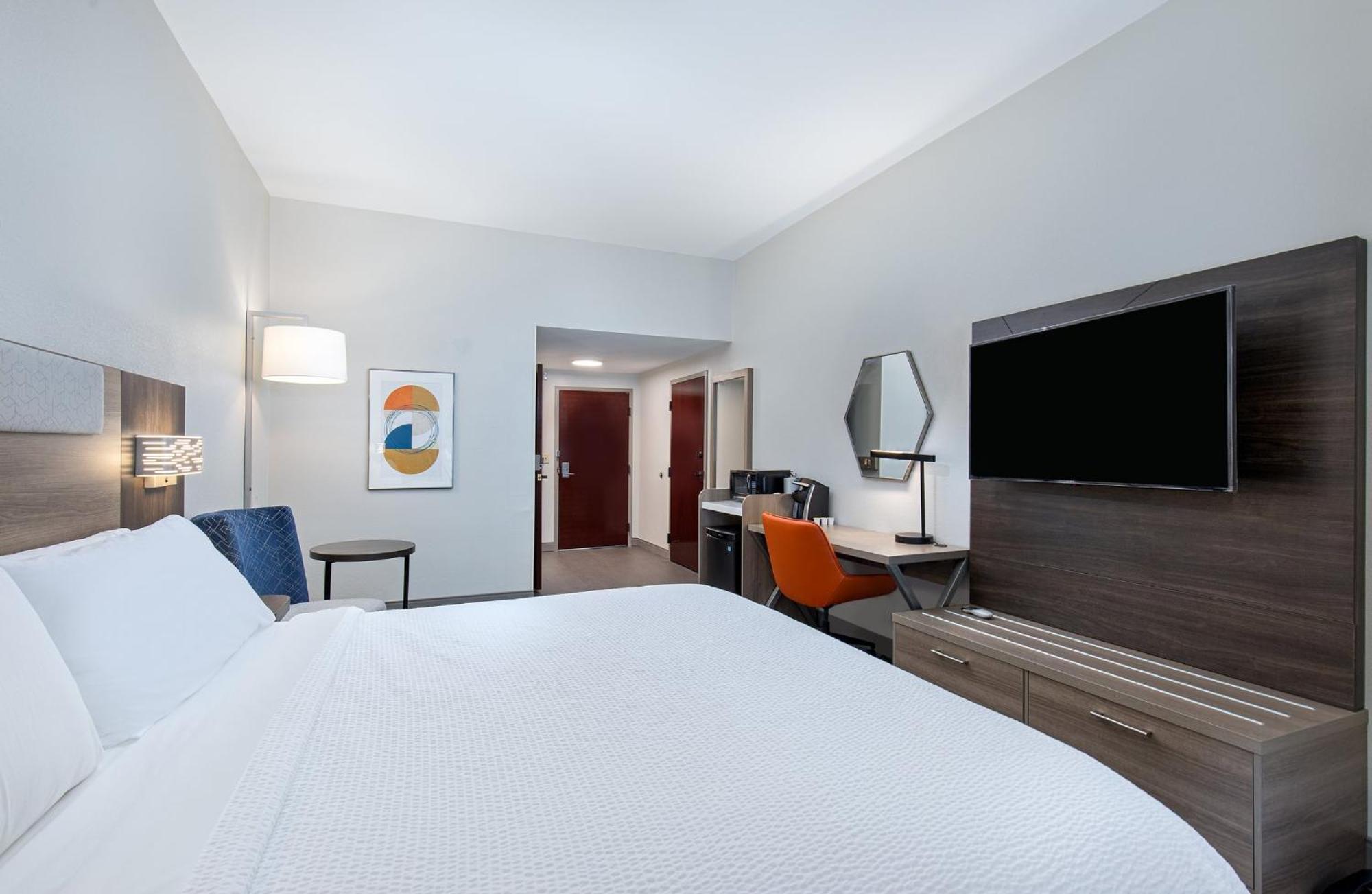 Hotel Express Savannah South I-95 By Ihg Richmond Hill